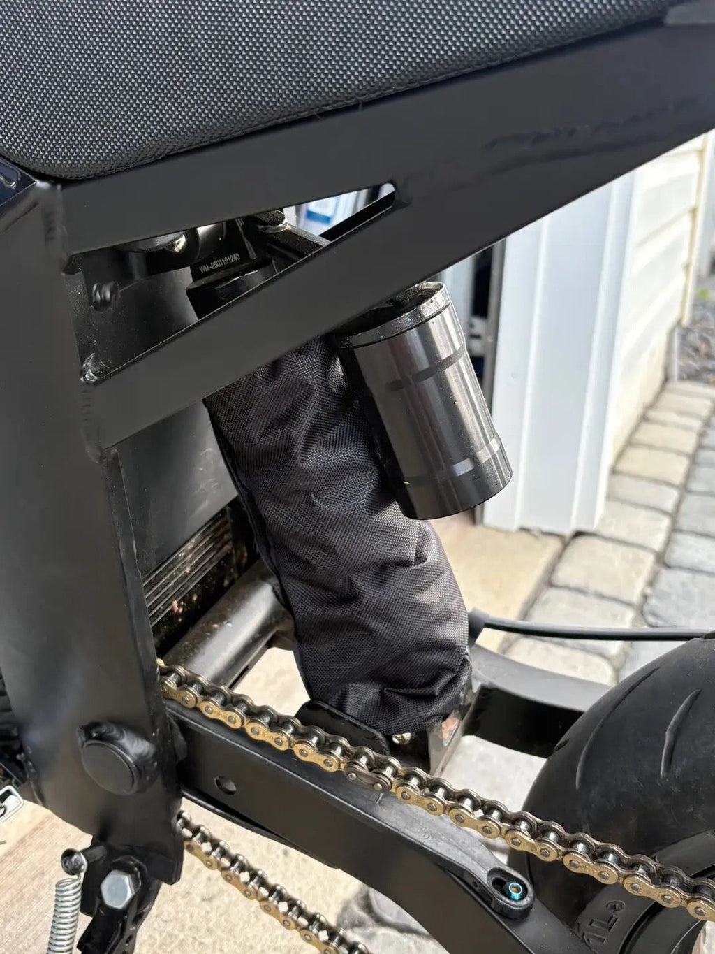 Tuttio/Yozma Rear Shock Cover torvexlab